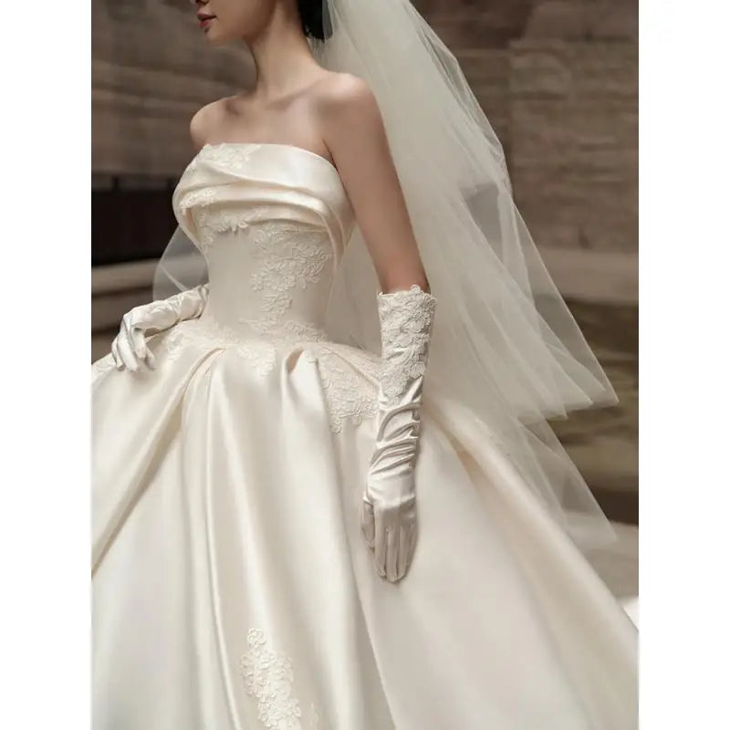 Satin Light Wedding Dress French Strapless Sleeveless Main Yarn High-end Heavy-duty Plus Size Outdoor Yarn For Brides Customized Main image
