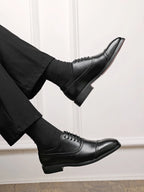 Oxfords Men Shoes Red Sole Fashion Business Casual Party Banquet Daily Retro Carved Lace-up Brogue Dress Shoes