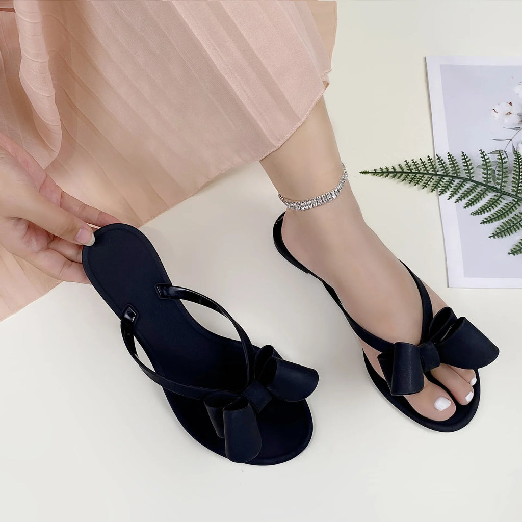 EOFK Summer Jelly Slippers Women Butterfly PVC Sweet Beach Pull On Flat Solid Ladies Versatile Fashion Anti slip Slippers