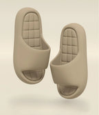 Unisex Bathroom Slippers Cloud Cushion Slides Summer Flat Sandals Thick Platform Shoes Man Indoor Non-Slip Couple Flip Flops