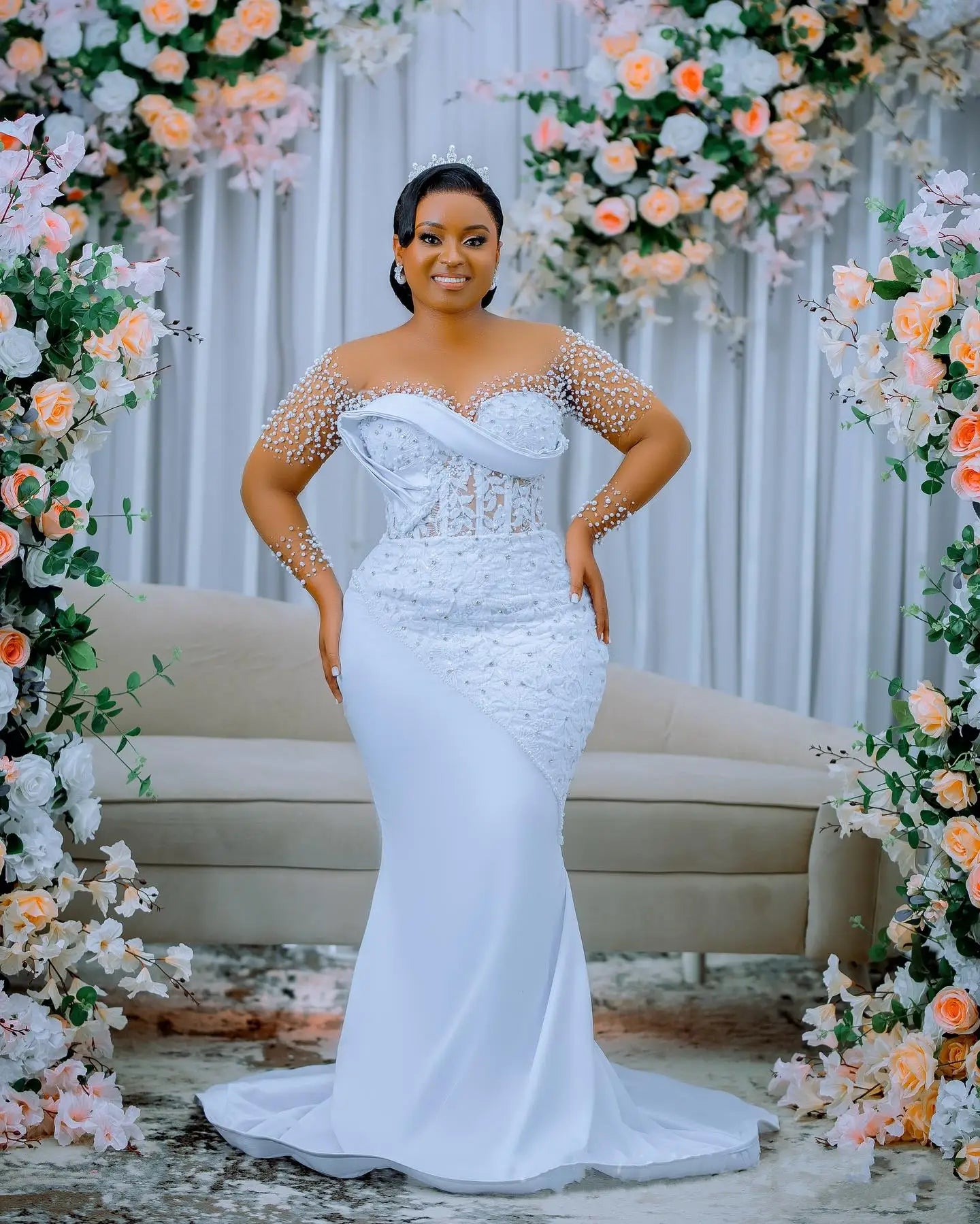 Customized Illusion Scoop Neck Handmade Beads Appliques Mermaid Wedding Dress Long Sleeves  De Novias 2025 with Removable Skirt Secondary image