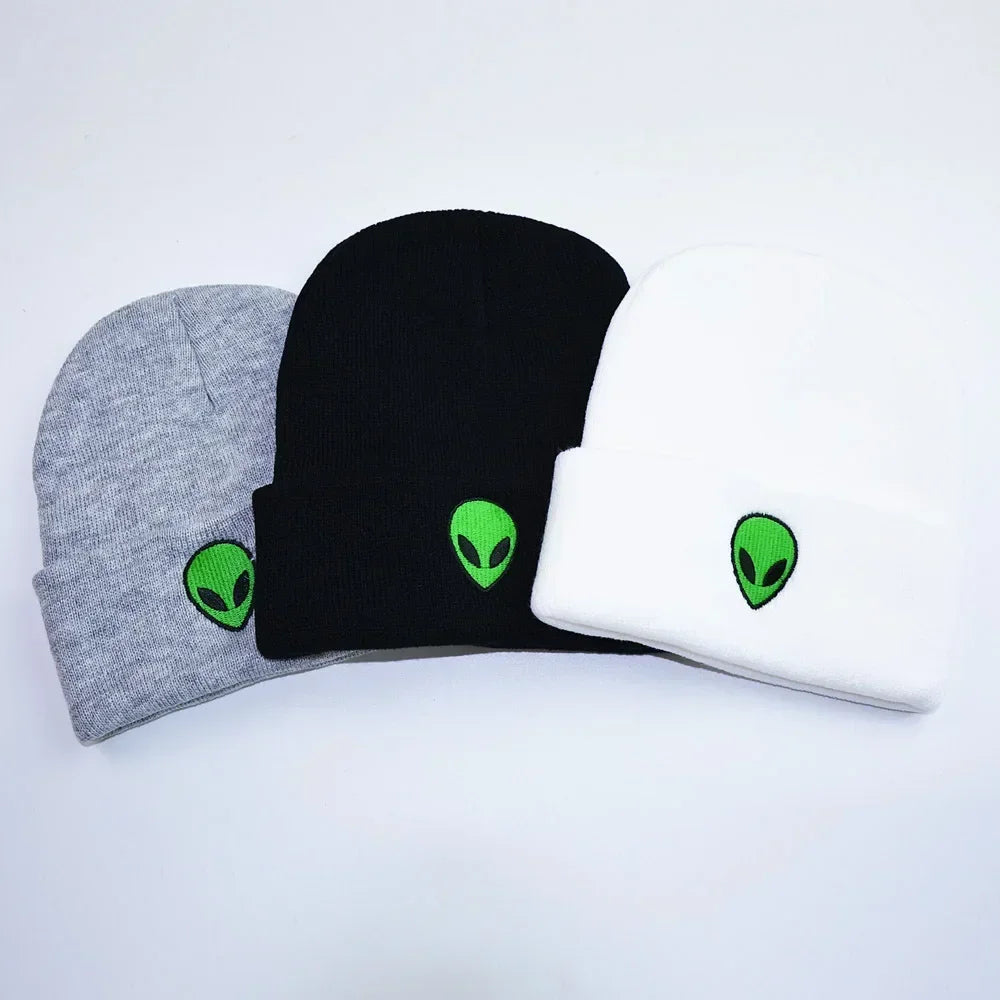 Knitted Beanies Hats Lovely Alien Ghost Skull Embroidery Cap for Autumn Winter Men Cap Warm Melon Cap Street Head Women Gifts