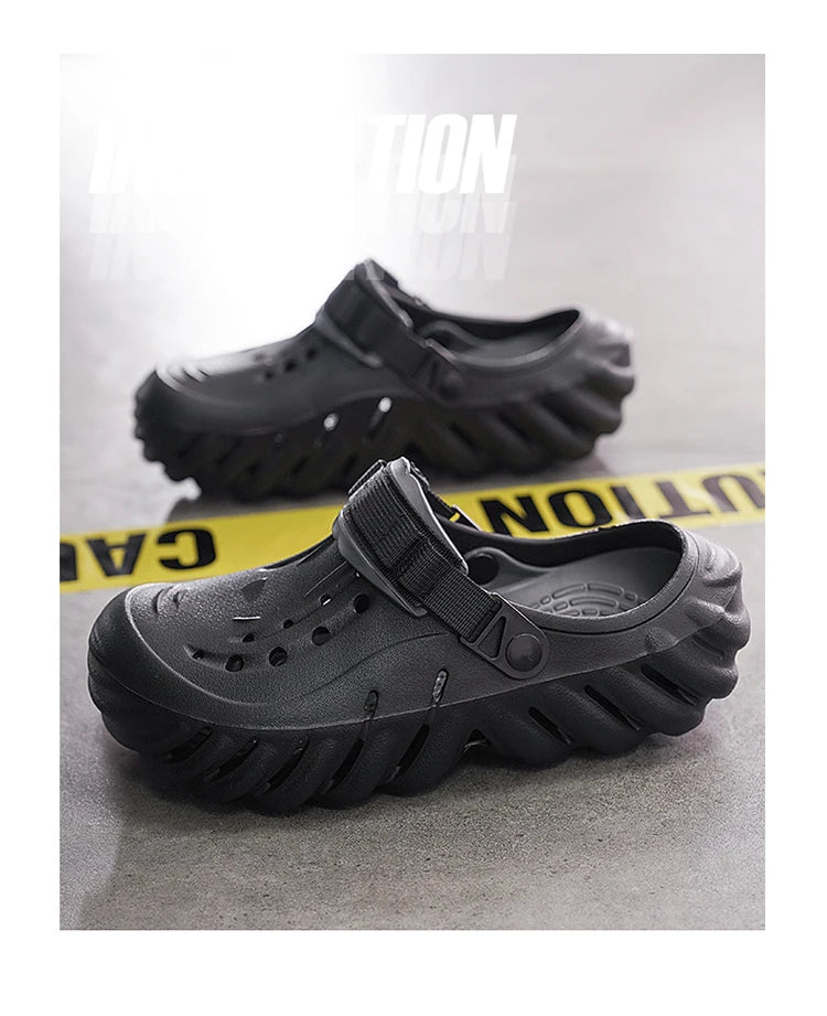 New Men's Fashionable Versatile Sandals Anti Slip and Wear-resistant Shoes Thick Soled Soft Soled Slippers Breathable