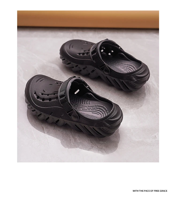 New Men's Fashionable Versatile Sandals Anti Slip and Wear-resistant Shoes Thick Soled Soft Soled Slippers Breathable
