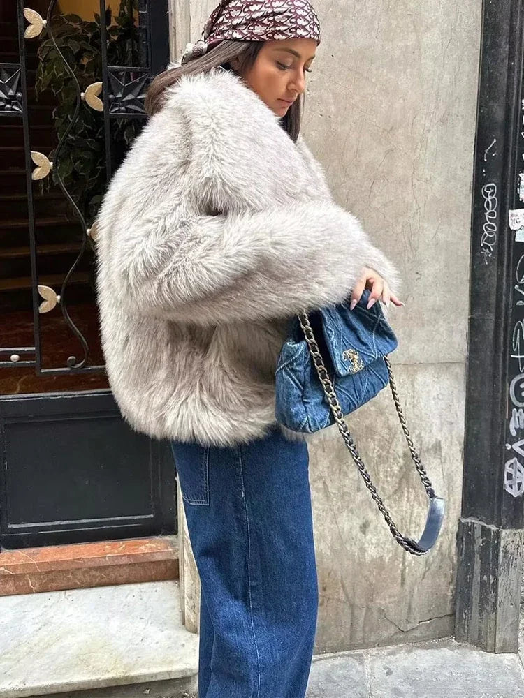 HXAO 2024 Woman Autumn Winter Faux Fur Coat Plush Fluffy Women's Jacket New in Outerwears White Red Gray Black Wool Blends Coats