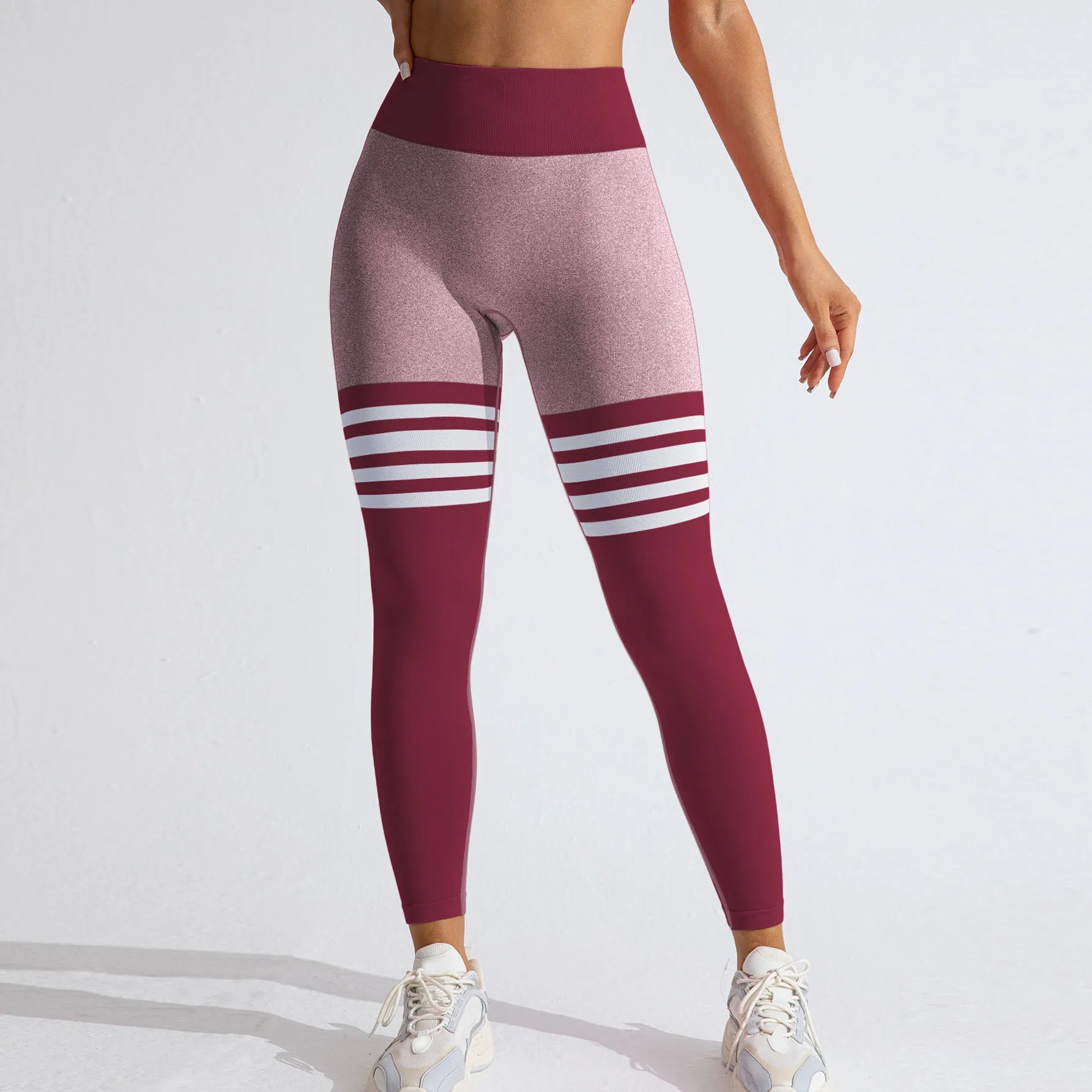 V Back Yoga Leggings – High Waist Scrunch Pants Secondary image