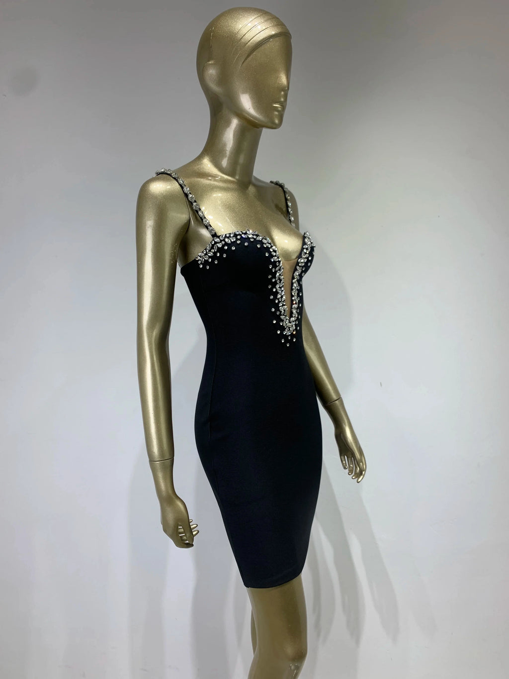 Women's Sexy V Neck Beading Diamonds Black Mini Bodycon Bandage Dresses 2026 Summer Fashion Elegant Evening Cocktail Party Dress
