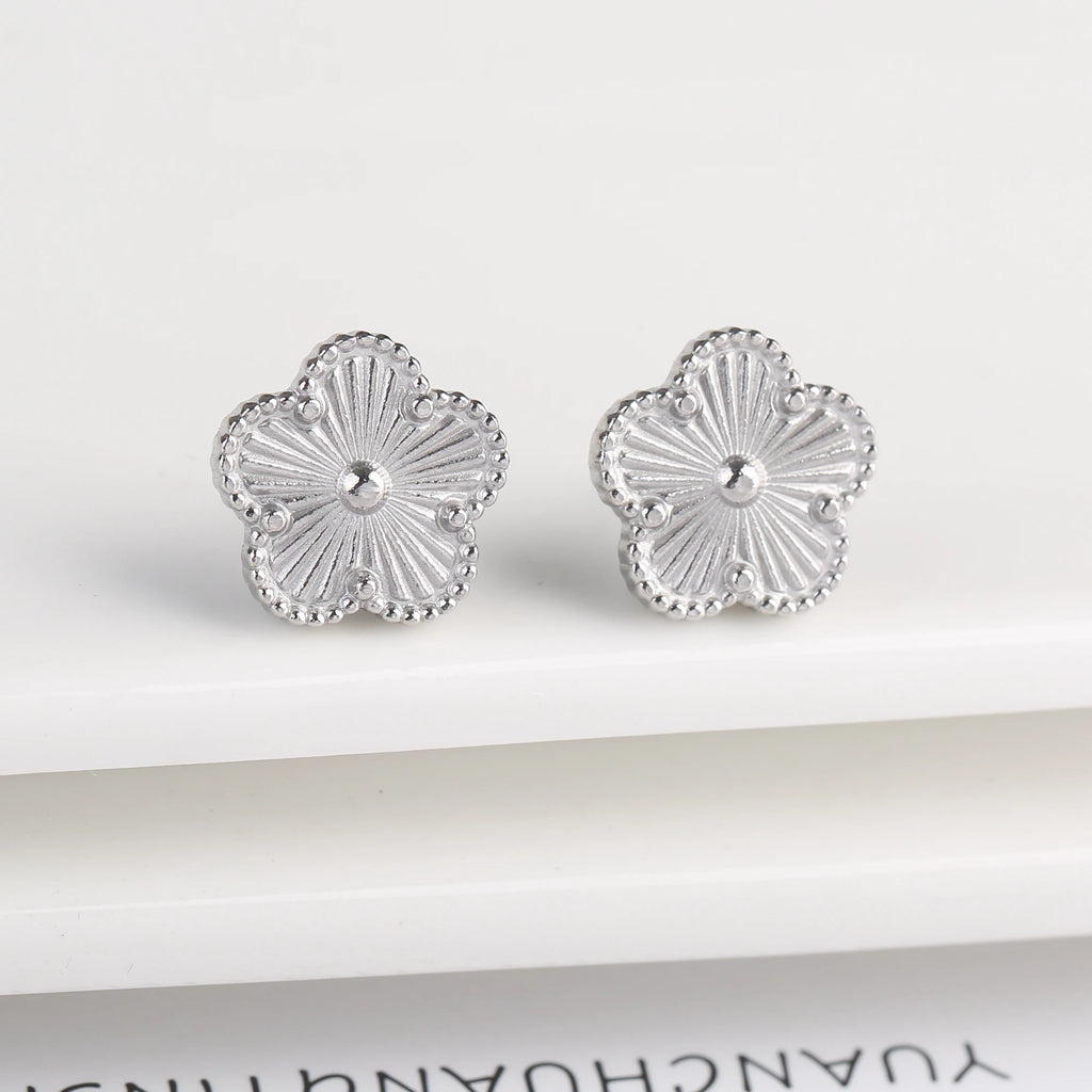 Hot Sale Stainless Steel Laser Five Leaf Flower Petal Adjustable Clover Bracelet Classic for Woman Girl Brand Jewelry Party Gift