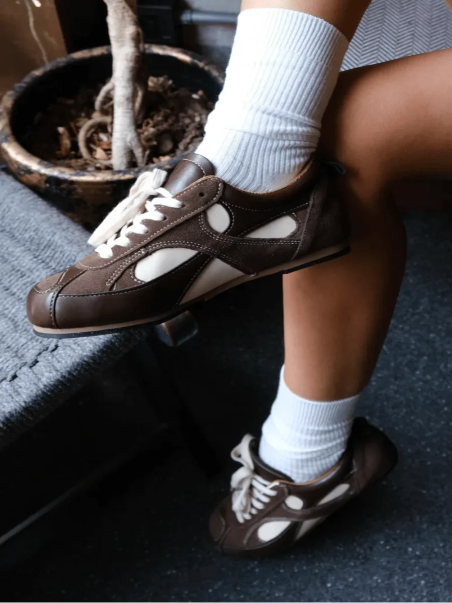 Abigail Sneakers: Stylish Comfort for Your Feet
