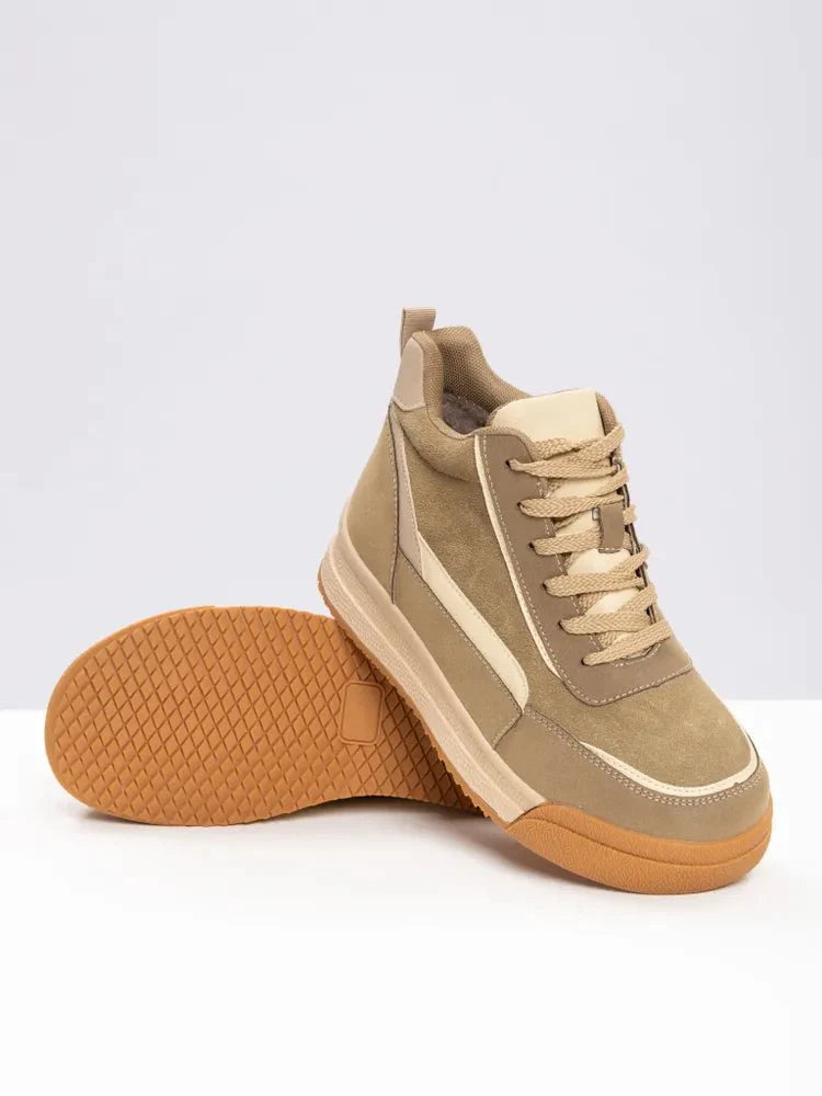 Audrey Sneakers: Stylish and Comfortable Footwear