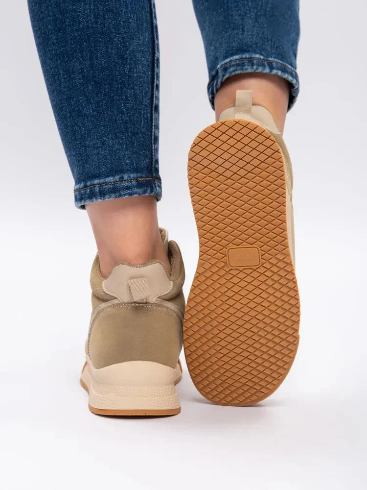 Audrey Sneakers: Stylish and Comfortable Footwear