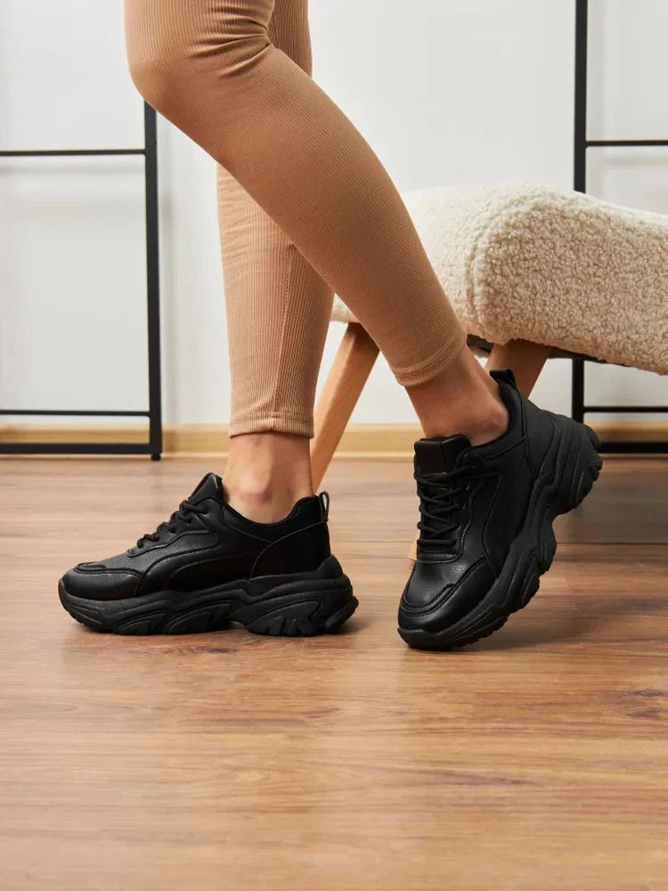 Carol Sneakers
