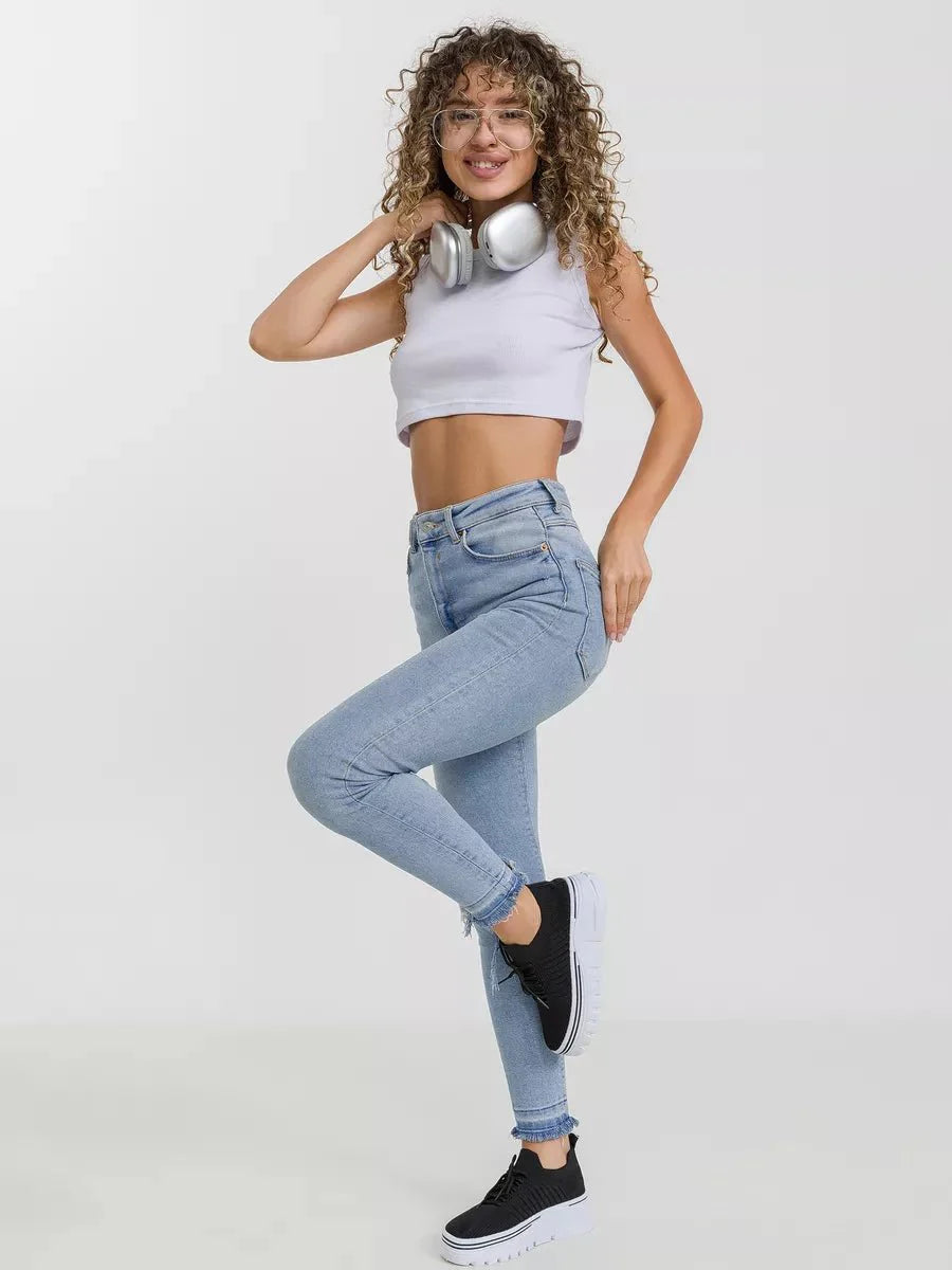 Caroline Sneakers: Stylish Comfort for Every Step Main image