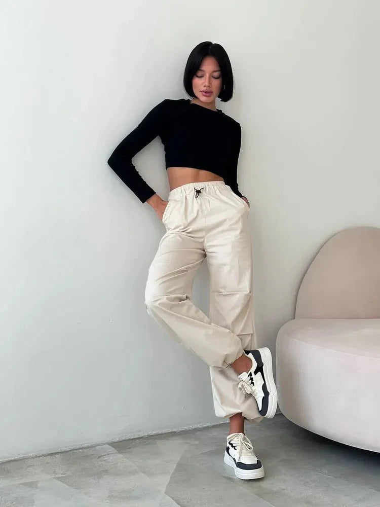 Emma Sneakers: Stylish Comfort for Every Step Main image