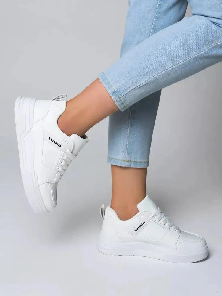 Verselia Sneakers: Boost Your Style Game Secondary image