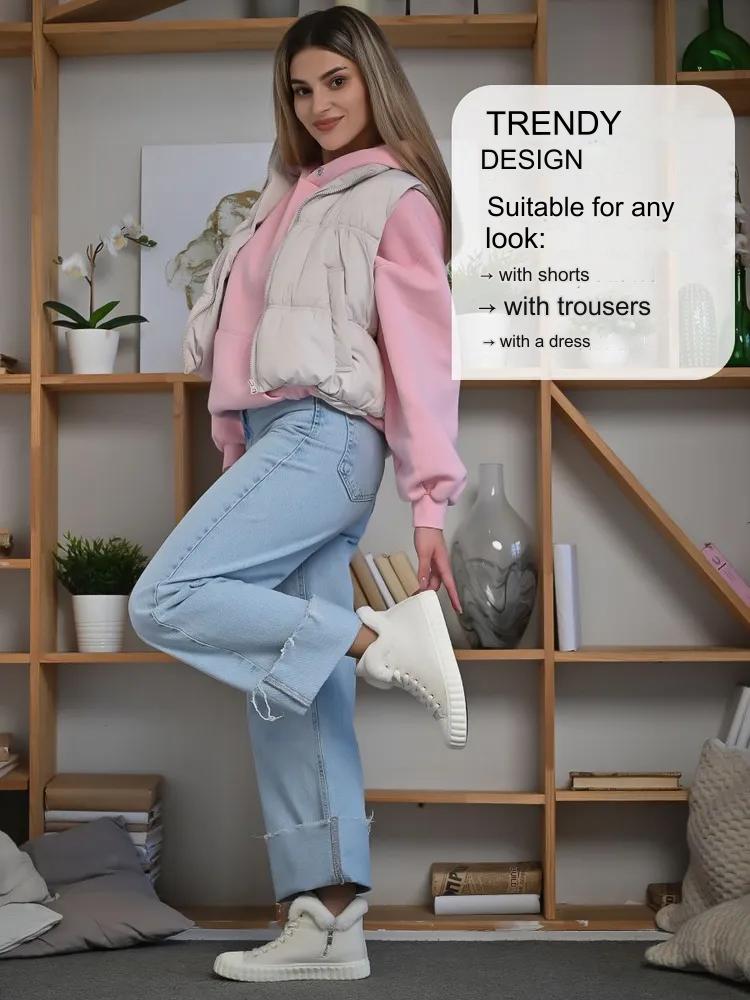 Pearl Sneakers: Shimmer in Style Main image