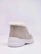 Ana Sneakers: Comfort and Style perfected.