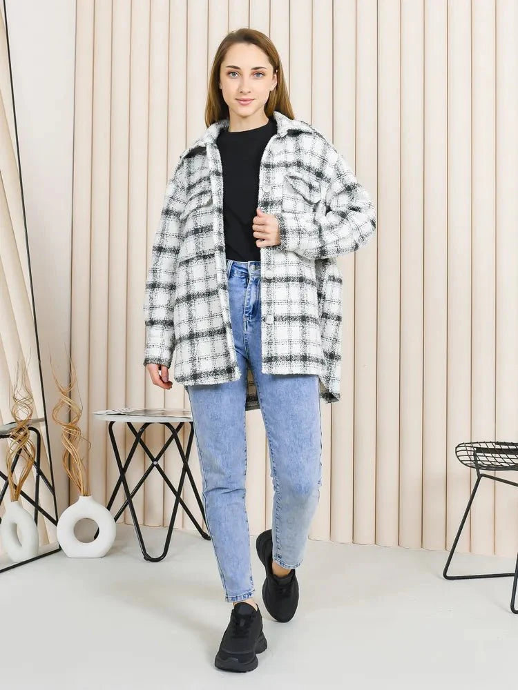 Beatrix Sneakers: Stylish and Comfy Go-To Kicks Secondary image